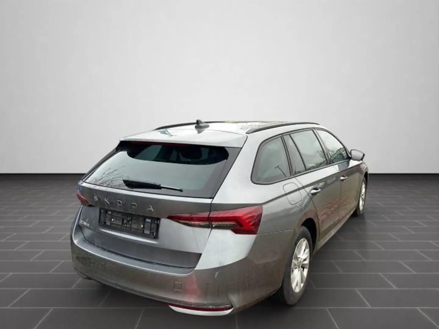 Skoda Octavia Combi OCT.COM M-HEVSELECTS110/1.5A7F Grau - 2