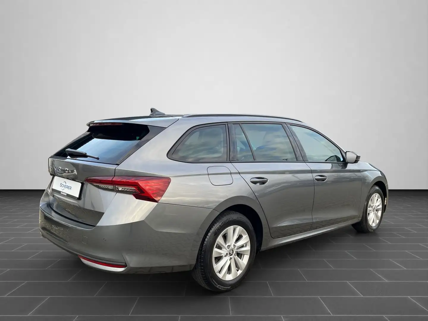 Skoda Octavia Combi 1,5 TSI DSG Selection NAVI/LED/RFK Grau - 2