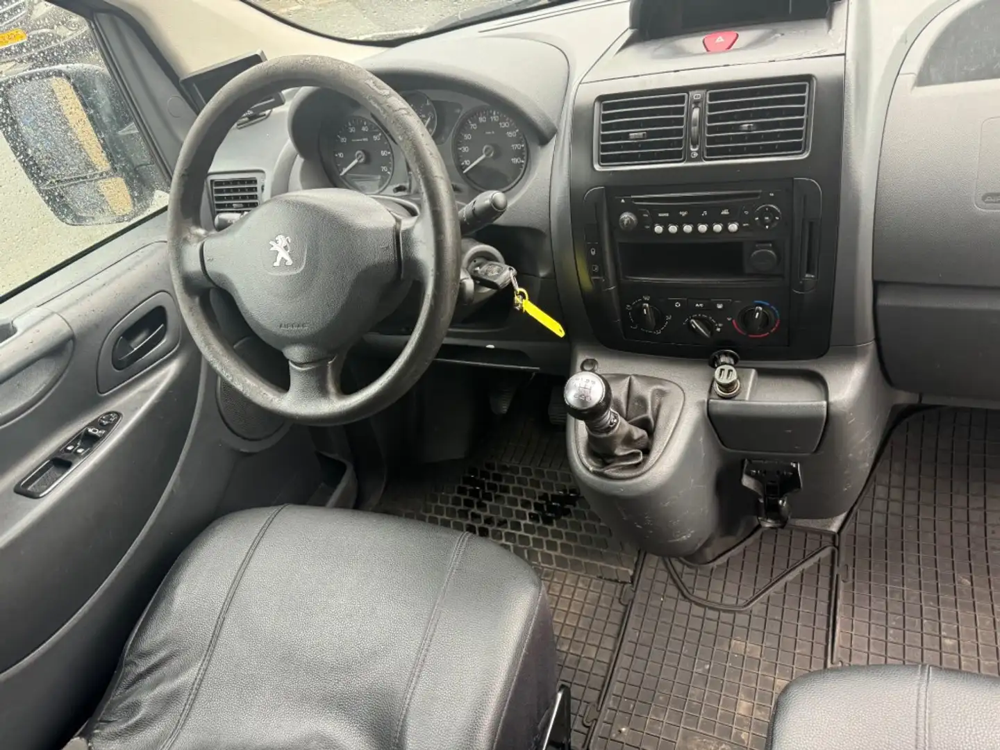 Peugeot Expert 229 2.0 HDI L2H1 Navteq 2 NAP APK 9-2026 PDC RIJDT Wit - 2