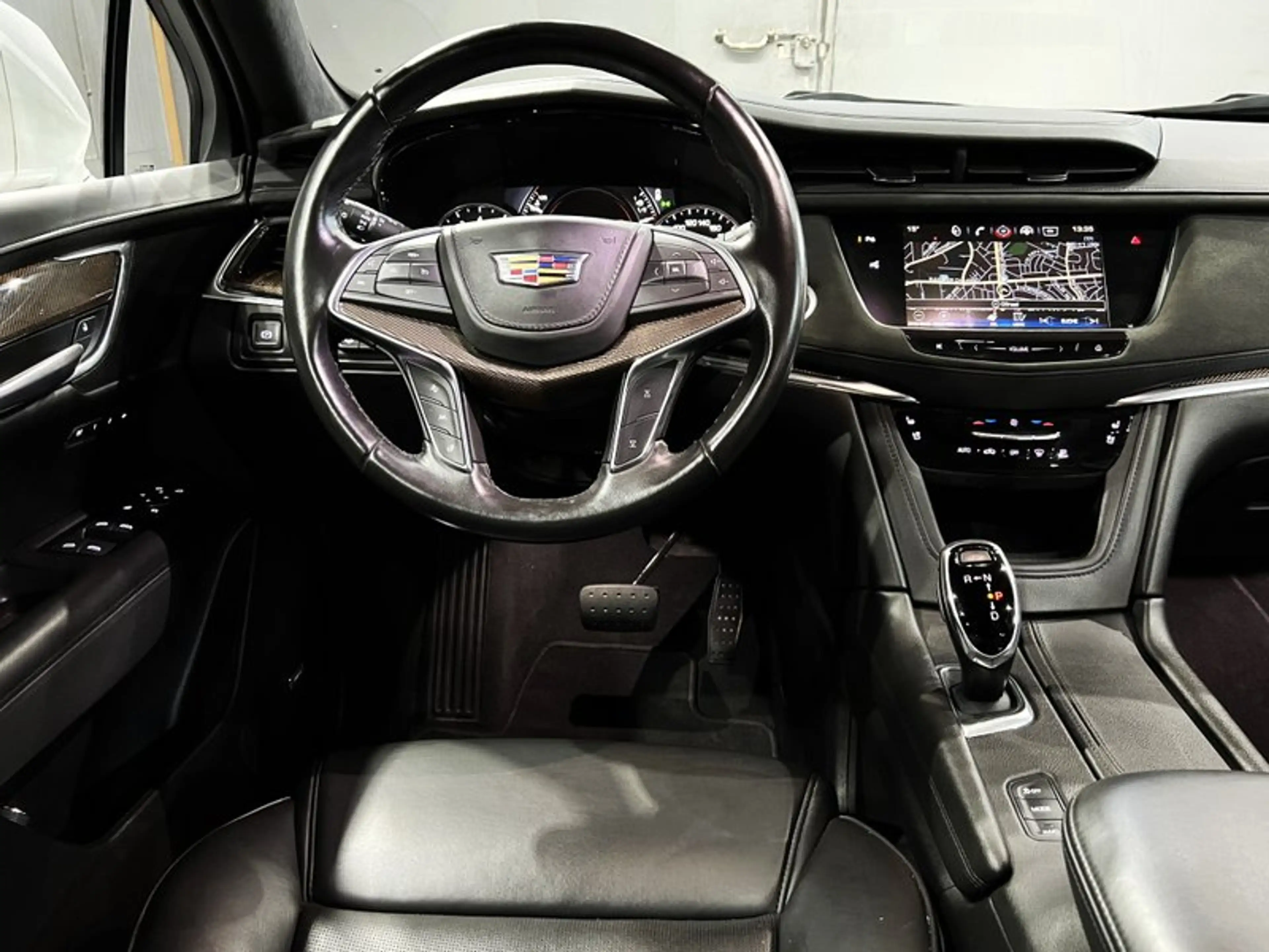 Cadillac XT5 3.6 V6 Platinum AWD|PANO|LEDER|LED|360*GRAD|HEAD — photo 15