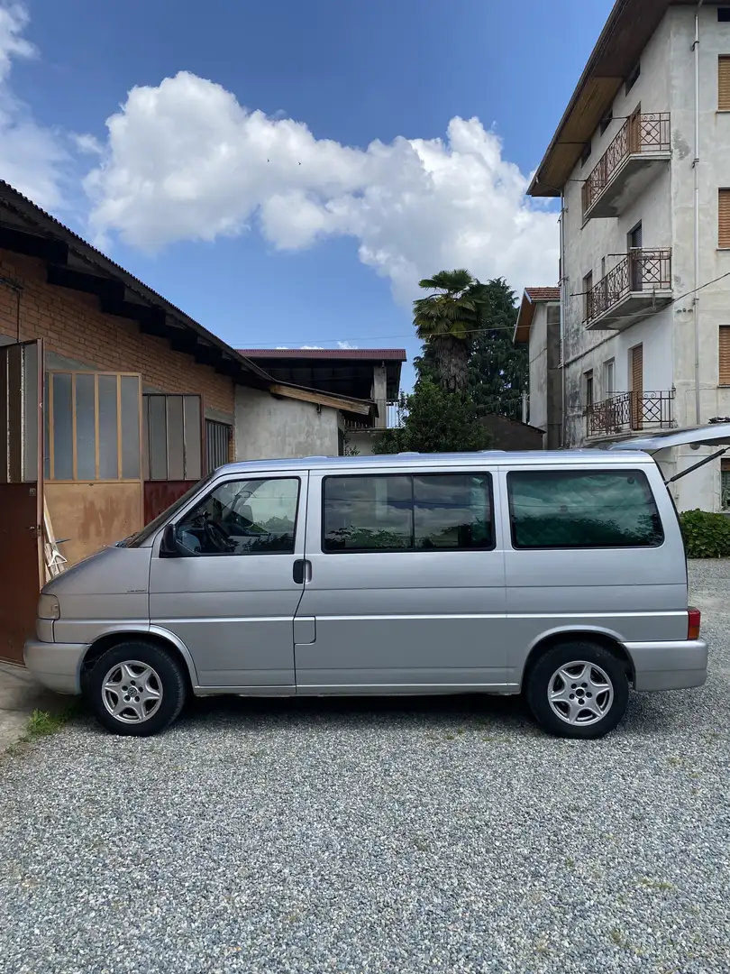 Volkswagen T4 Multivan 2.5 tdi Generation 102cv - 2