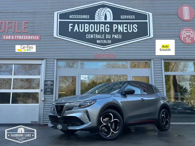 Alfa Romeo Junior *1-PROP/1-OWNER*FULL-OPTION*!4225-KM!*GARANTI-2027