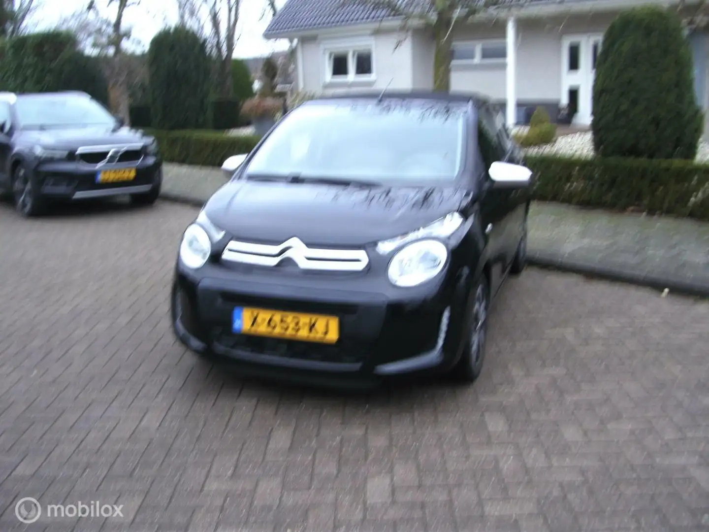 Citroen C1 1.0 VTi Airscape Feelbj2019 zwart metaliek Noir - 2