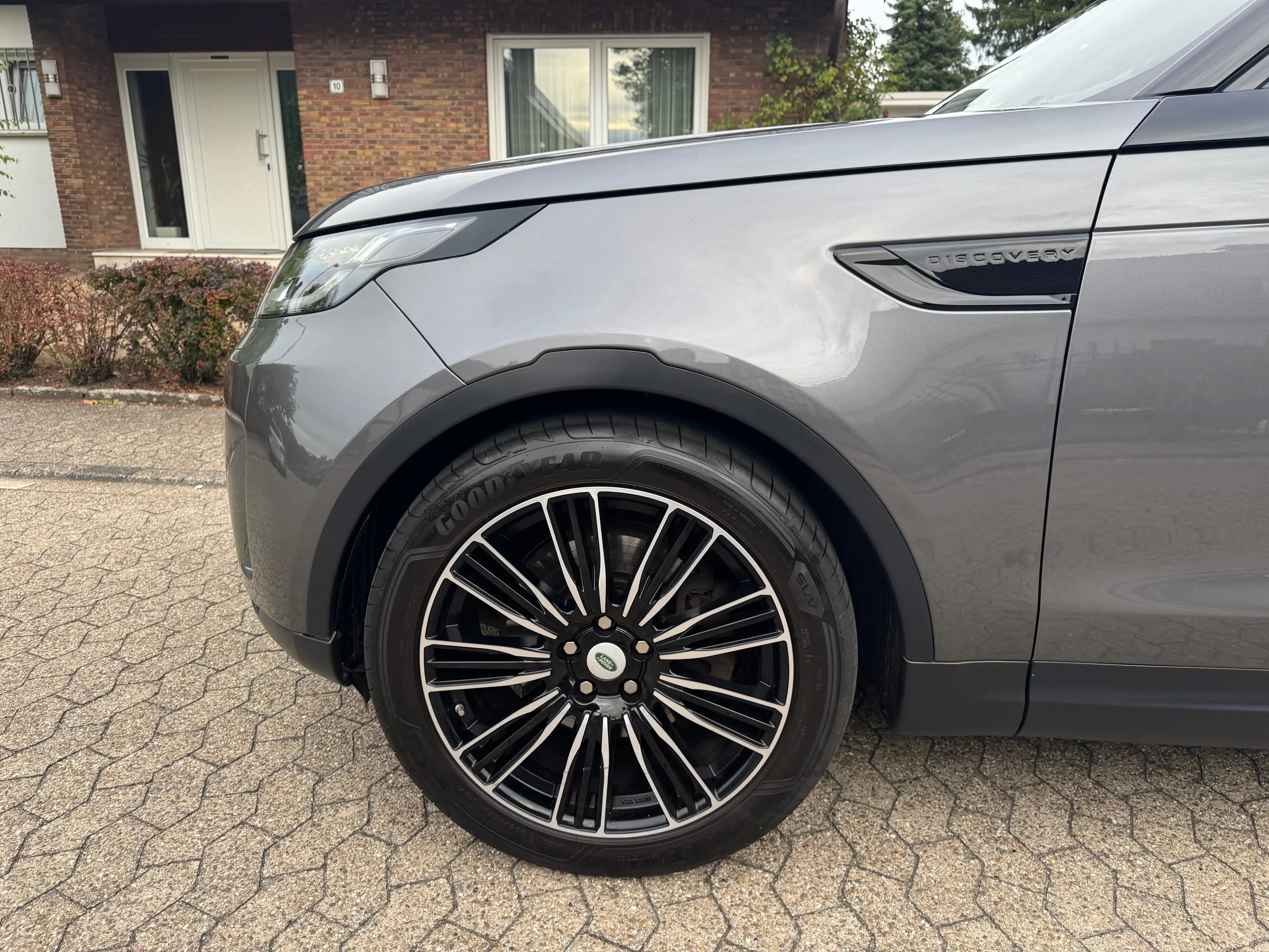Land Rover Discovery HSE TD6 LUFTFEDERUNG PANORAMA LED 7-SITZE — photo 5