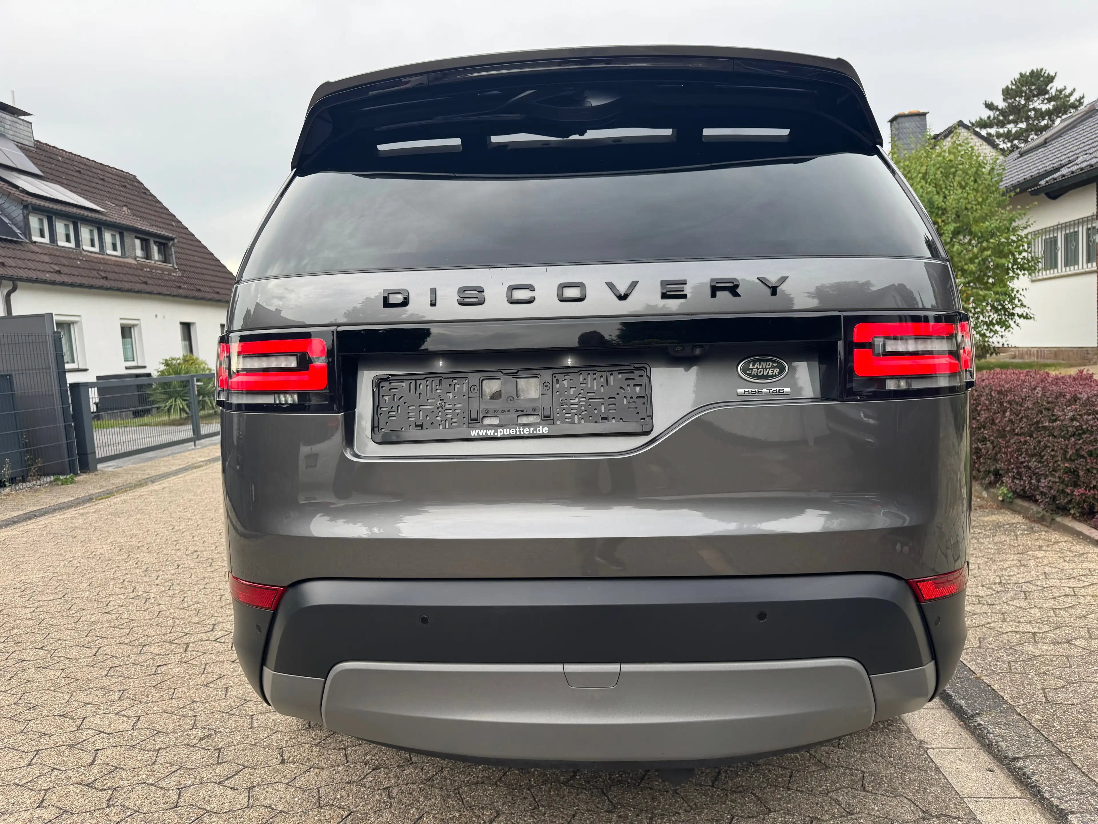 Land Rover Discovery HSE TD6 LUFTFEDERUNG PANORAMA LED 7-SITZE — photo 9