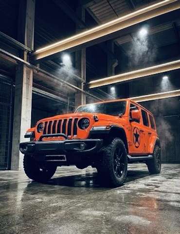 Imagine Jeep Wrangler JL | SAHARA | Sky One-Touch | Stahlstoßstange
