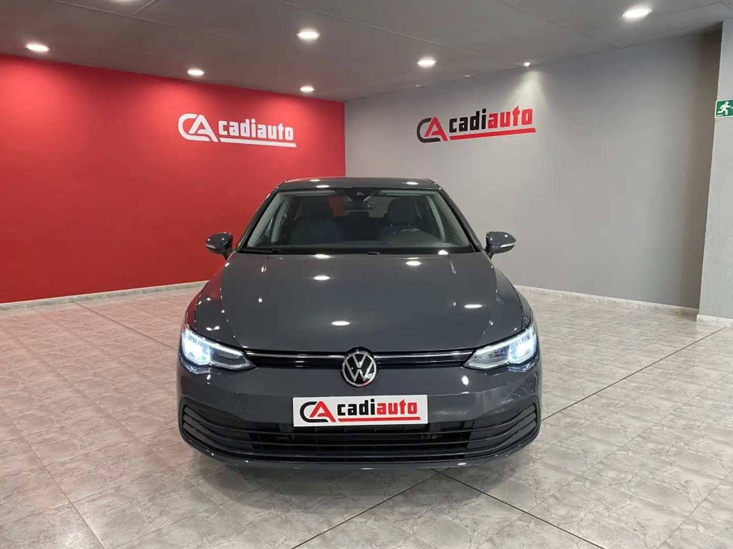 Volkswagen Golf 2.0TDI Life DSG 110kW Grijs - 2