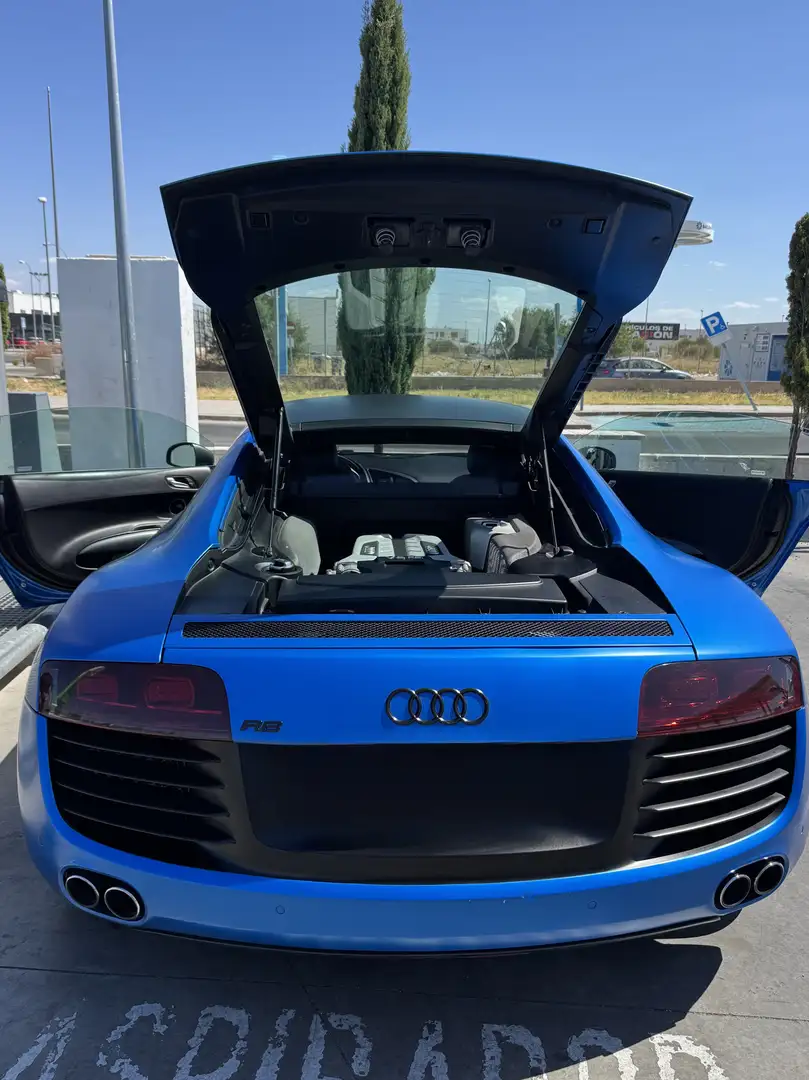Audi R8 4.2 FSI quattro R tronic - 2
