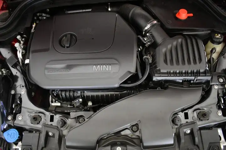 MINI Cooper 2022, foto 16