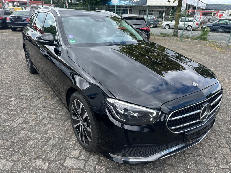 Mercedes-Benz E 300 de T 9G Avantgarde Navi AHK Kamera — photo 2