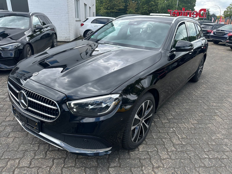 Mercedes-Benz E 300 de T 9G Avantgarde Navi AHK Kamera