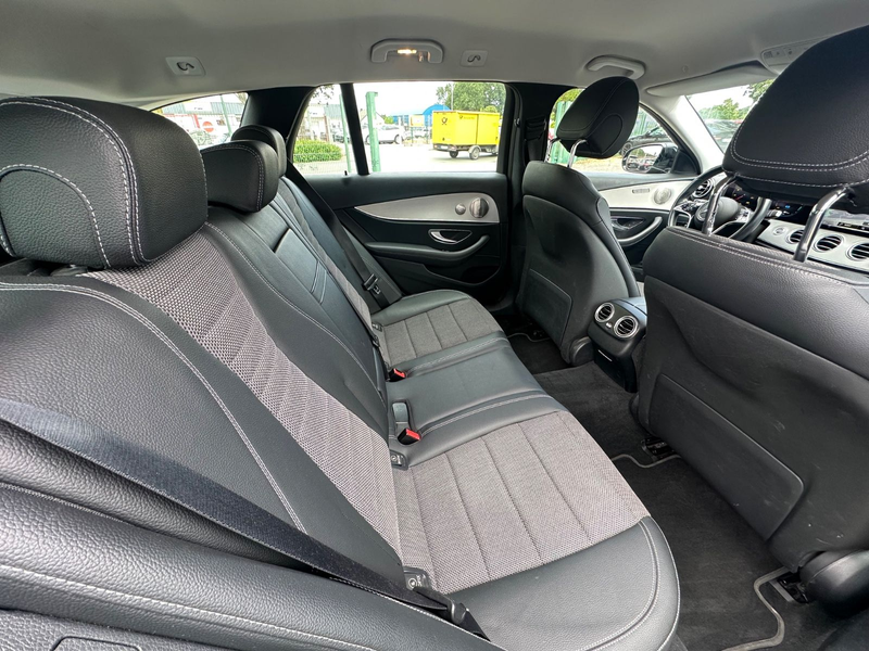 Mercedes-Benz E 300 de T 9G Avantgarde Navi AHK Kamera — photo 12