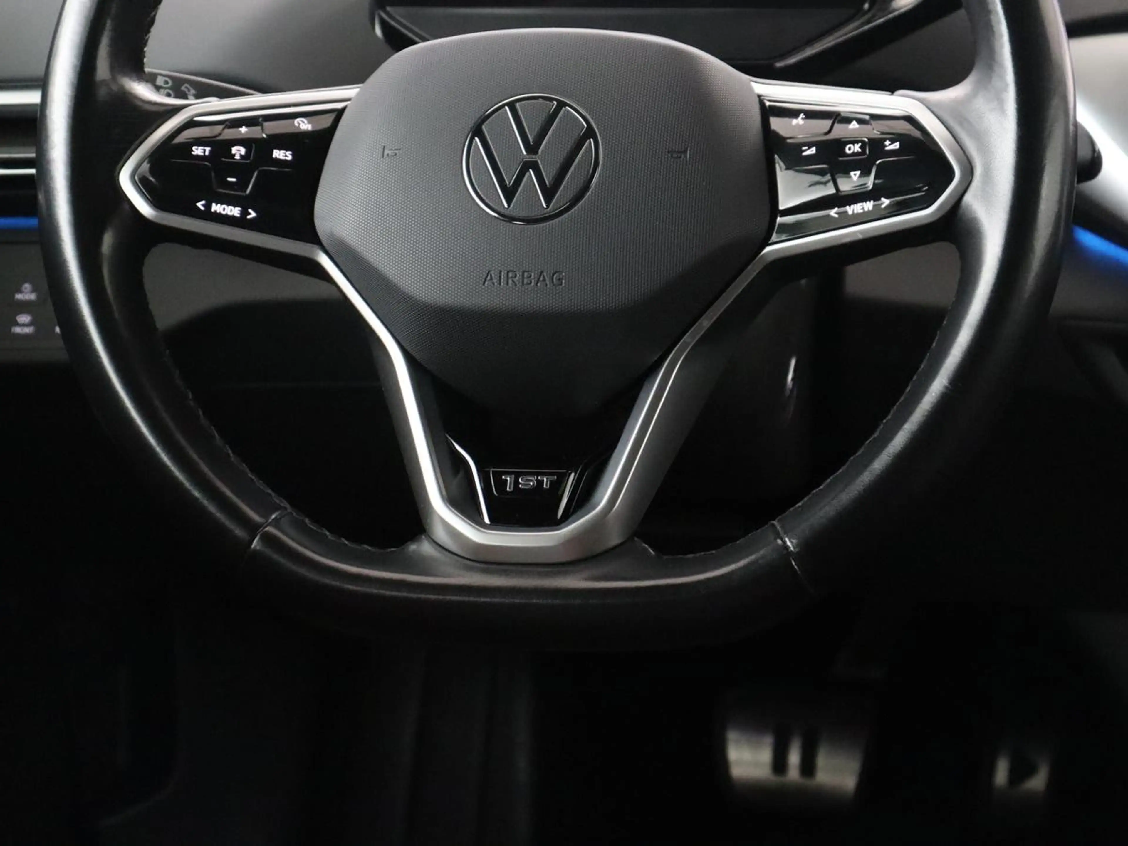 Volkswagen ID.4 First 77 kWh — photo 8