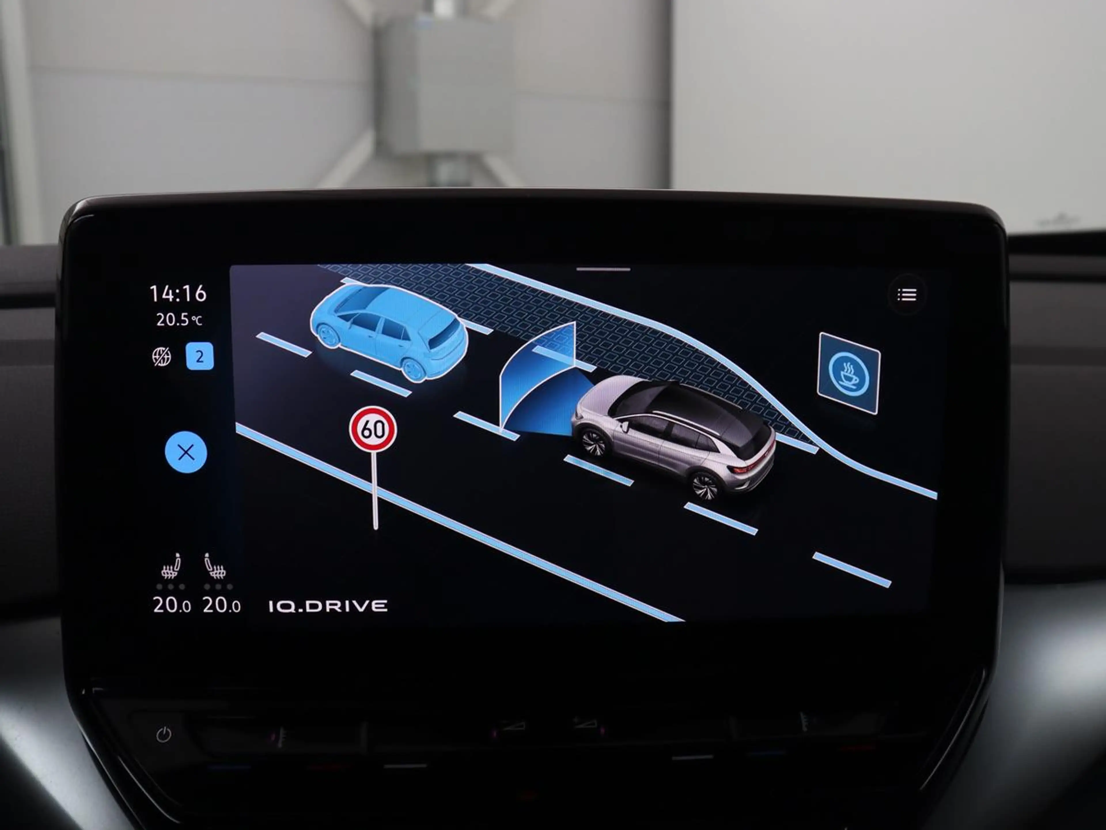 Volkswagen ID.4 First 77 kWh — photo 23