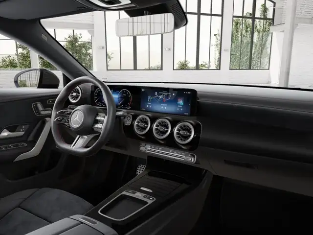 Mercedes-Benz Cla view 9