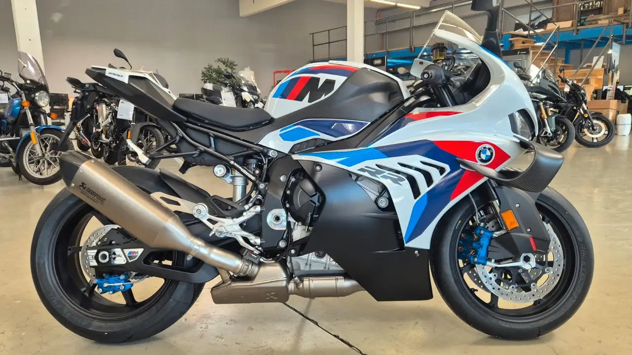 BMW M 1000 RR