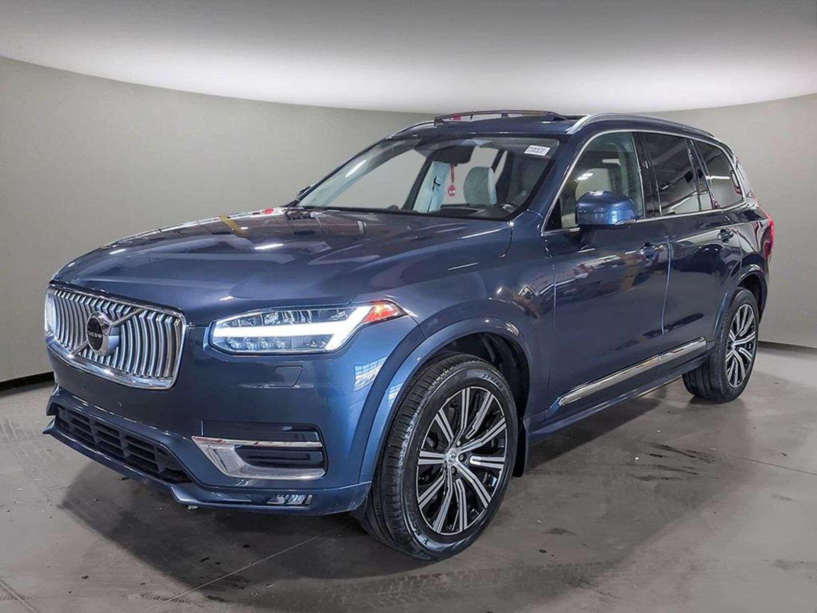 2022 Volvo XC90 T6 INSCRIPTION; LEATHER, PANORAMIC SUNROOF, HUD, N