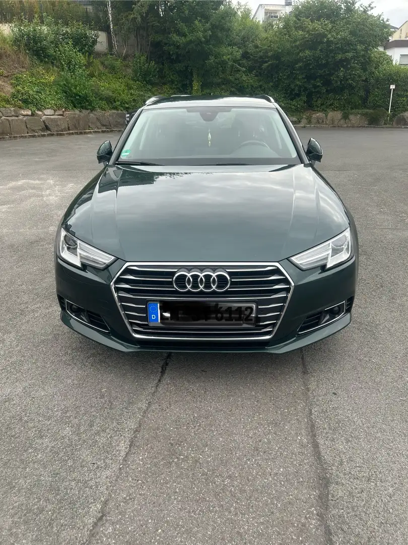 Audi A4 g-tron design Grün - 1