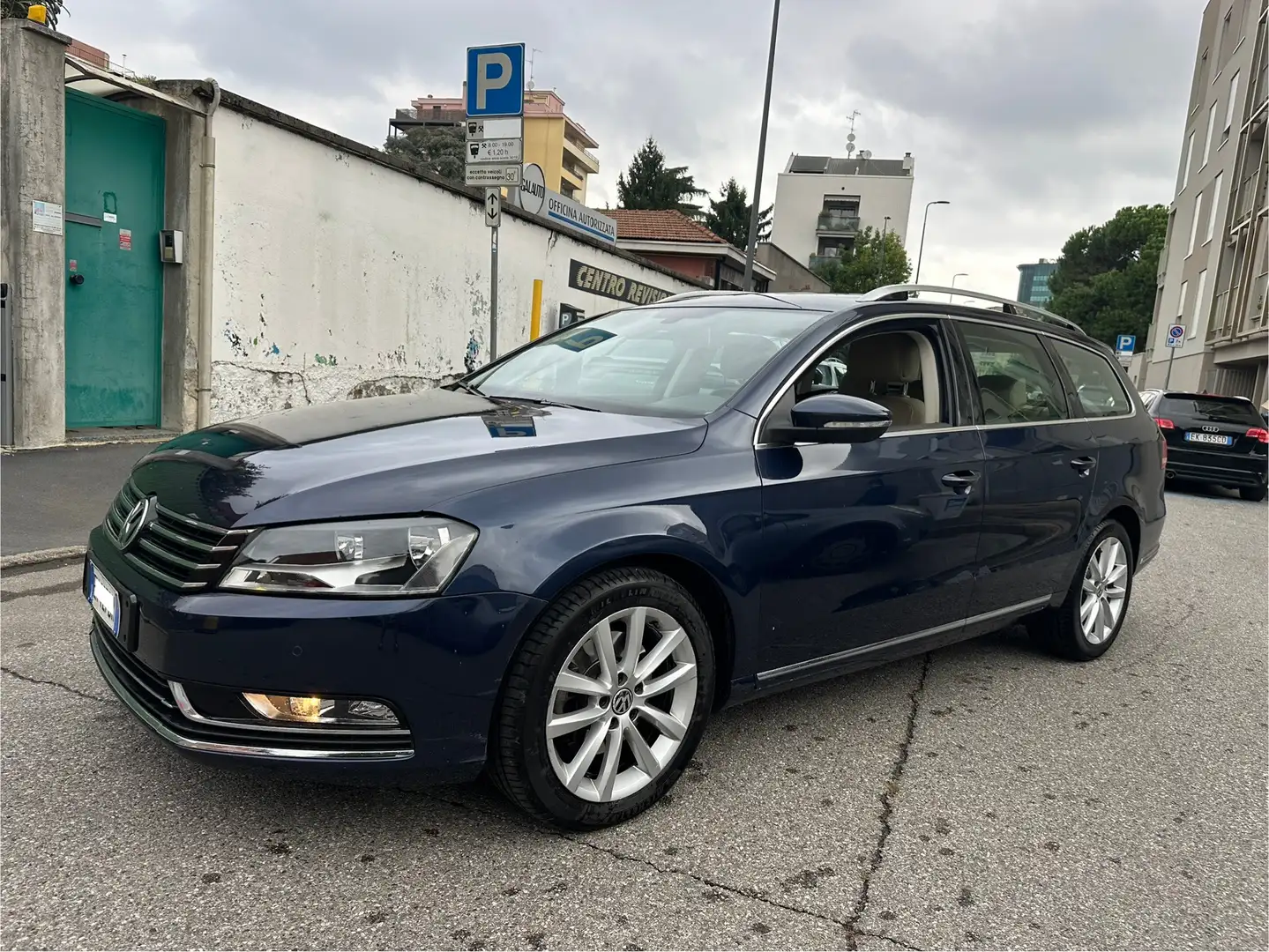 Volkswagen Passat Alltrack 2.0 tdi highline 4motion dsg - 2