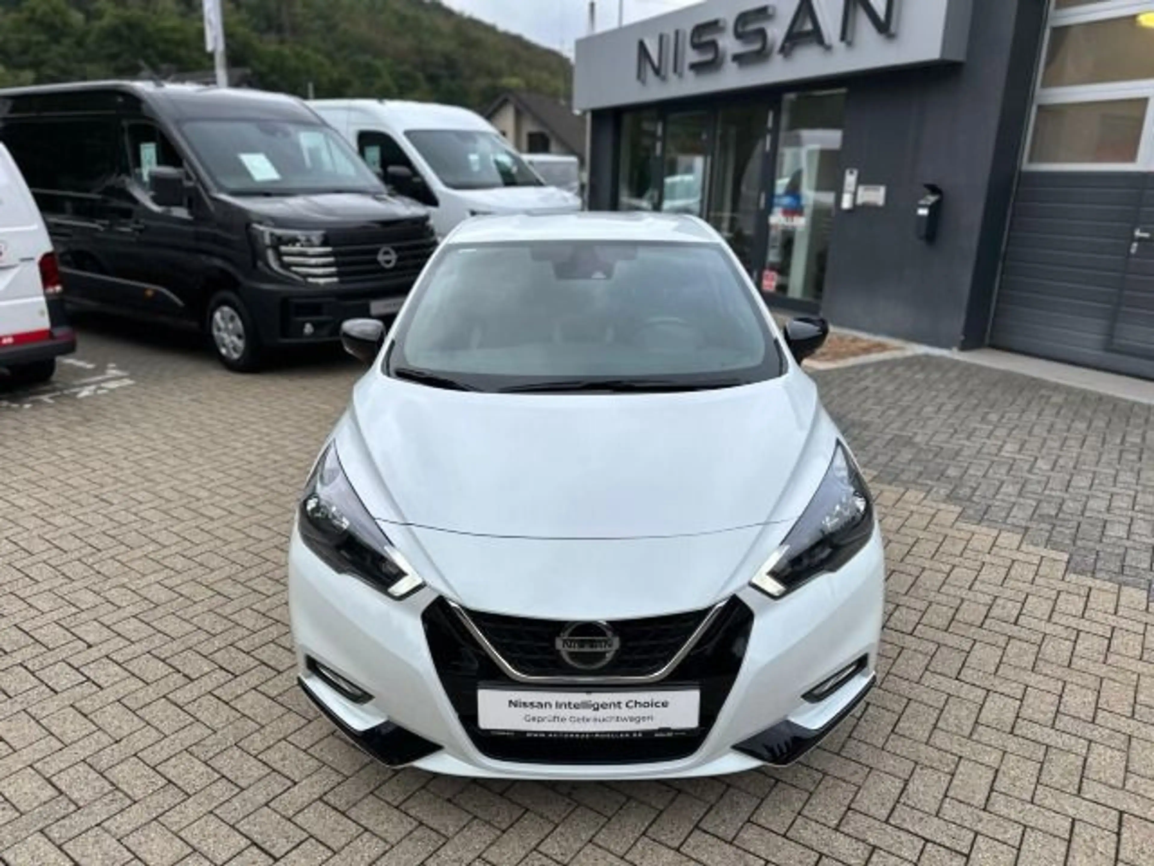 Nissan Micra 1.0 IG-T Automatik N-Design Navi SH Kamera — photo 4
