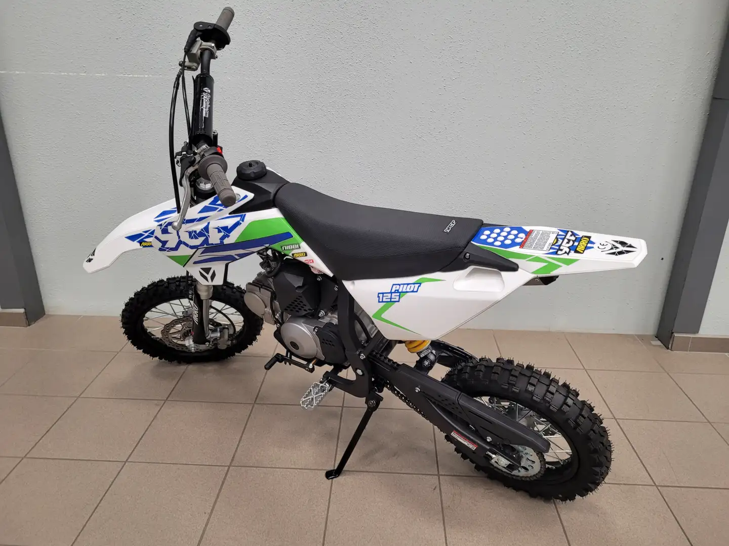 YCF Pilot F125 Blanco - 2
