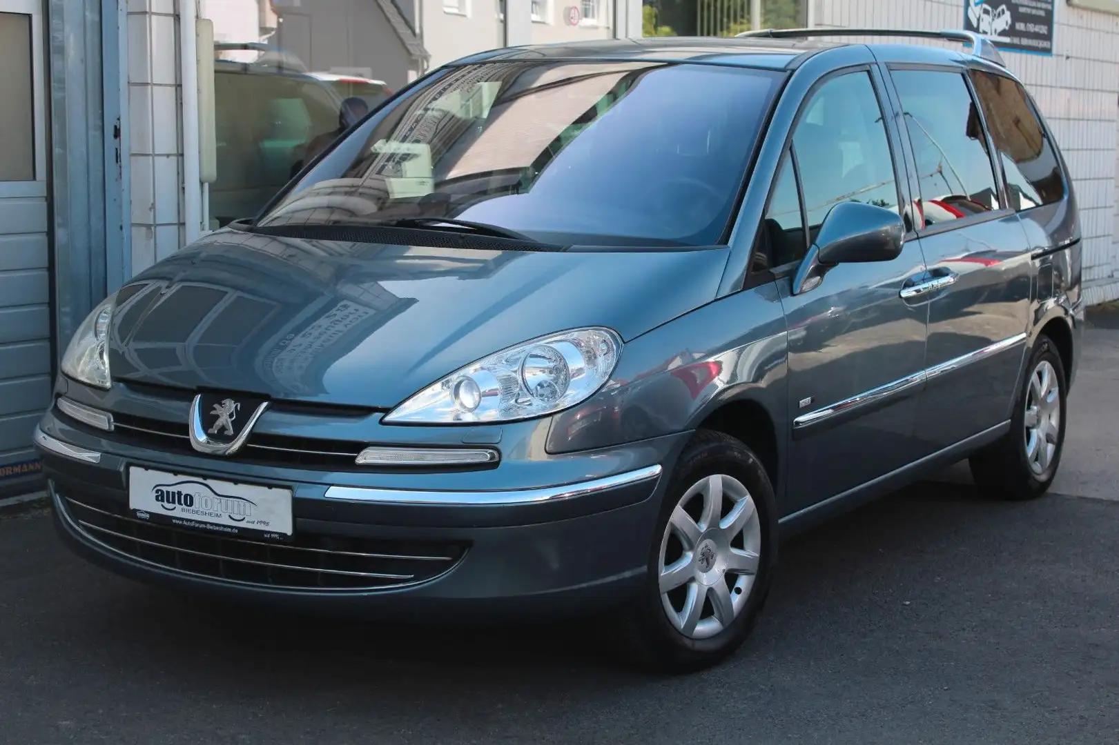 Peugeot 807 2.0 HDi Allure Navigation*Xenon*AHK*1. Hand Gris - 2