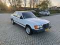 Mercedes-Benz E 230 W124 1987 - thumbnail 7