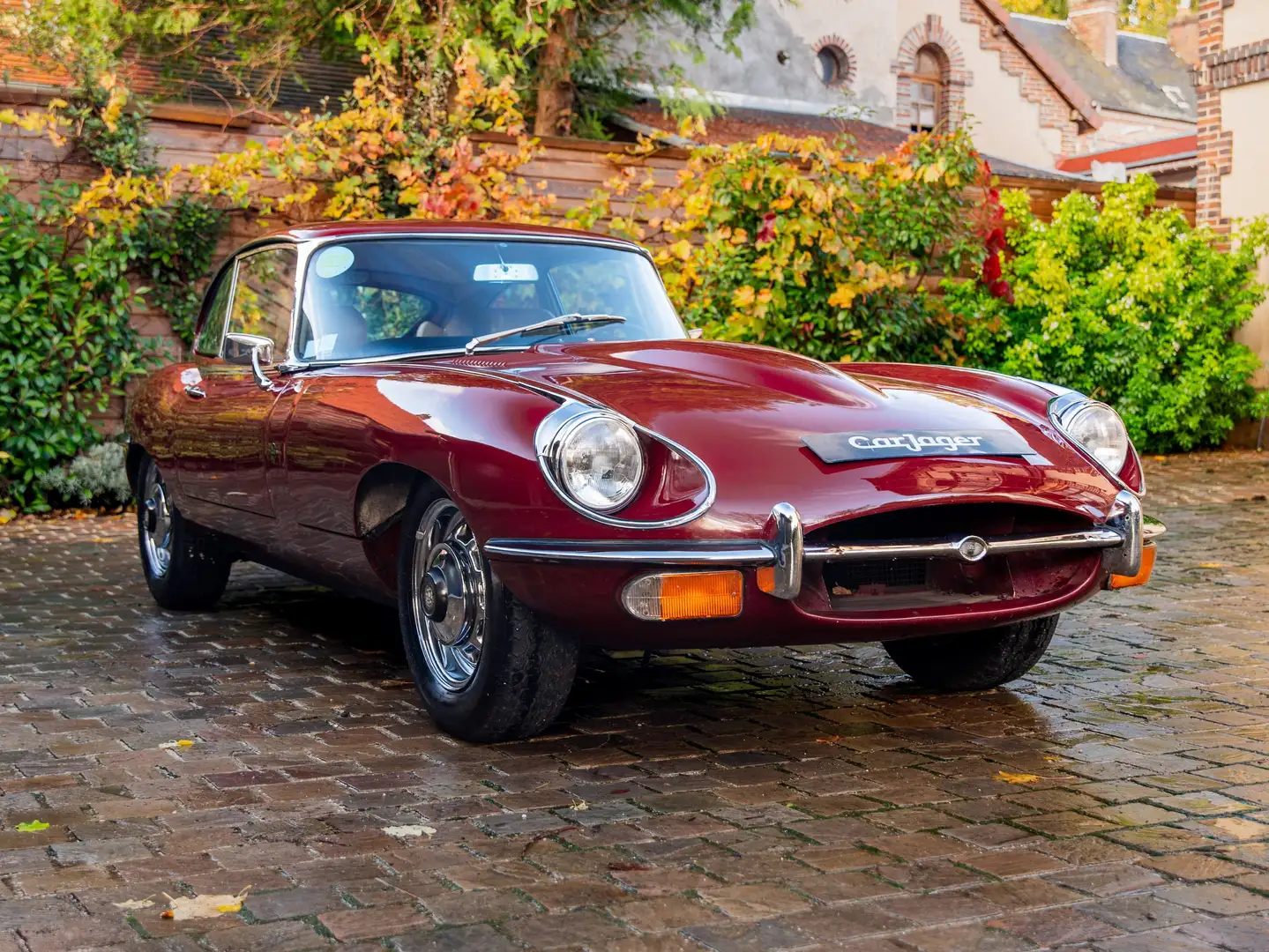 Jaguar E-Type 2 2+2 1969 Rouge - 1