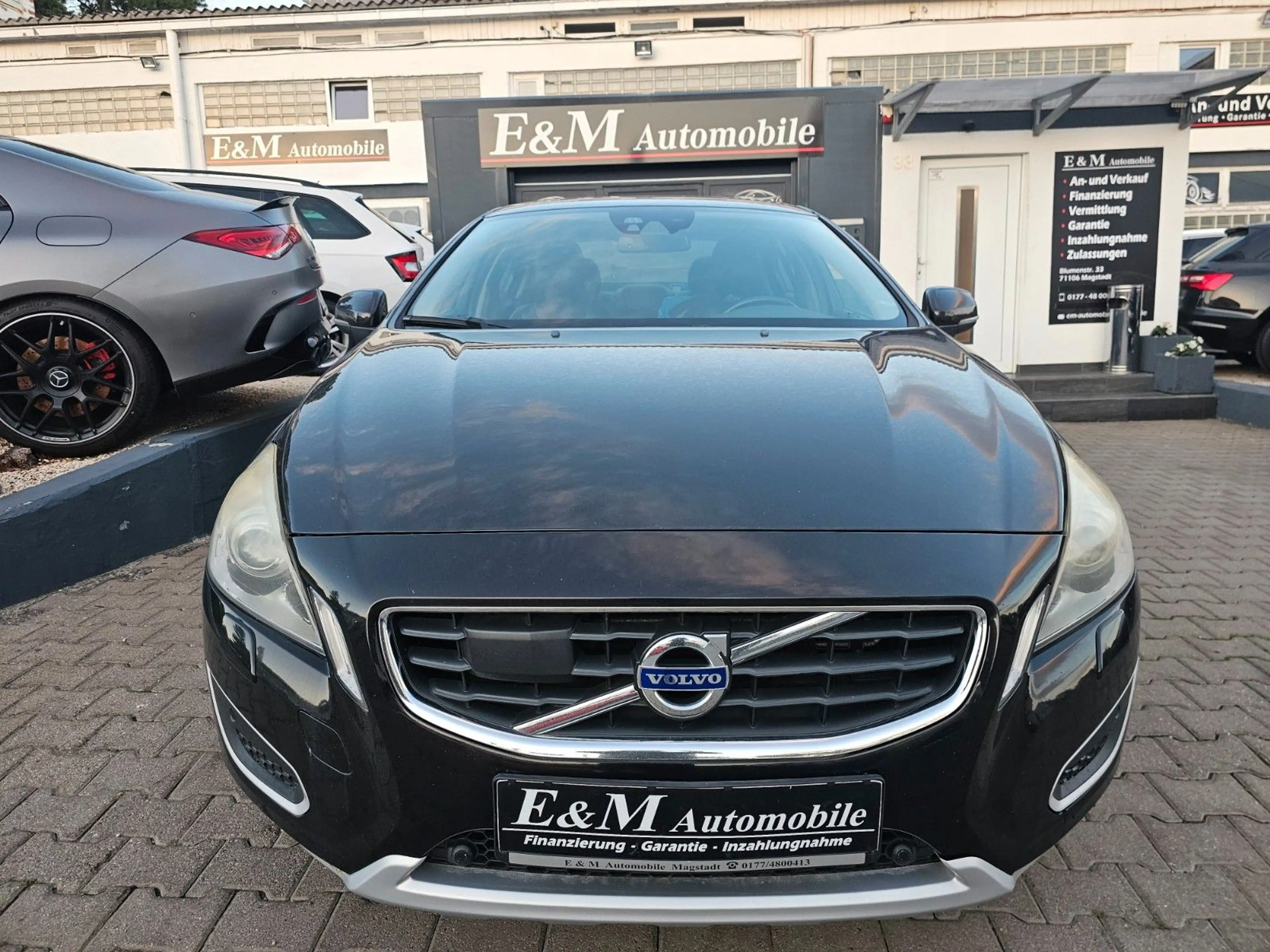 Volvo S60 Lim. Summum*NAVI*LEDER*KAMERA*ACC*PDC*SHZ*XE — photo 4