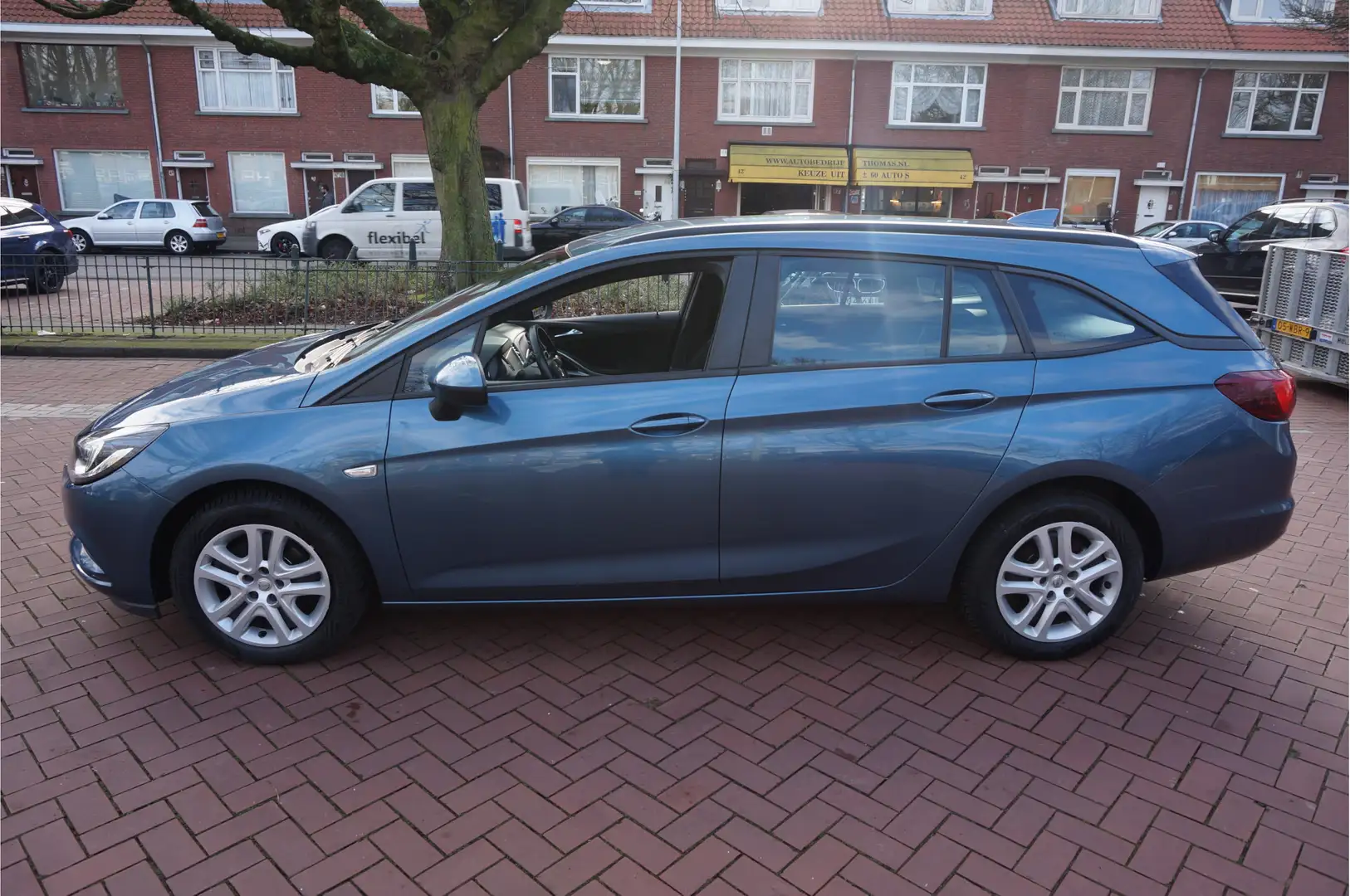 Opel Astra Sports Tourer 1.0 Online Edition Bleu - 2