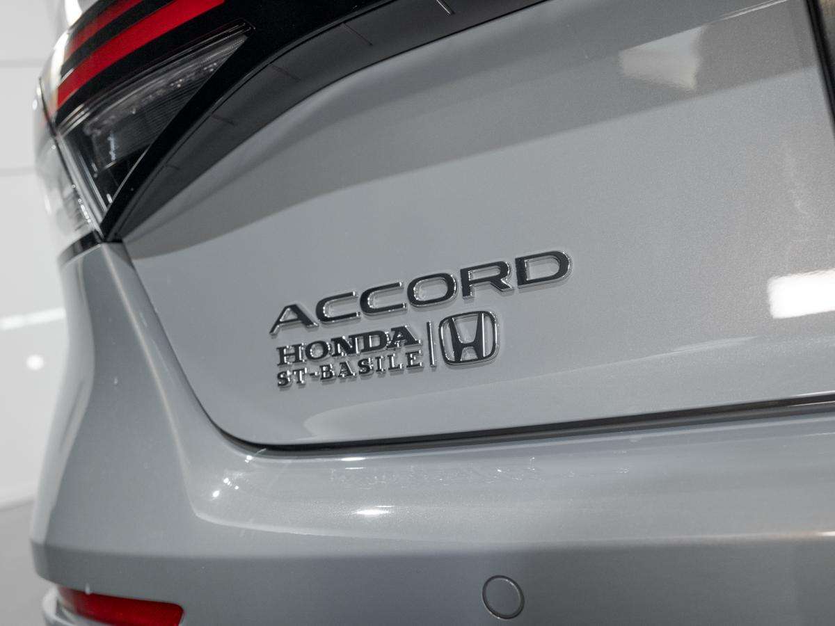 2026 Honda Accord Touring eCVT — снимка 1