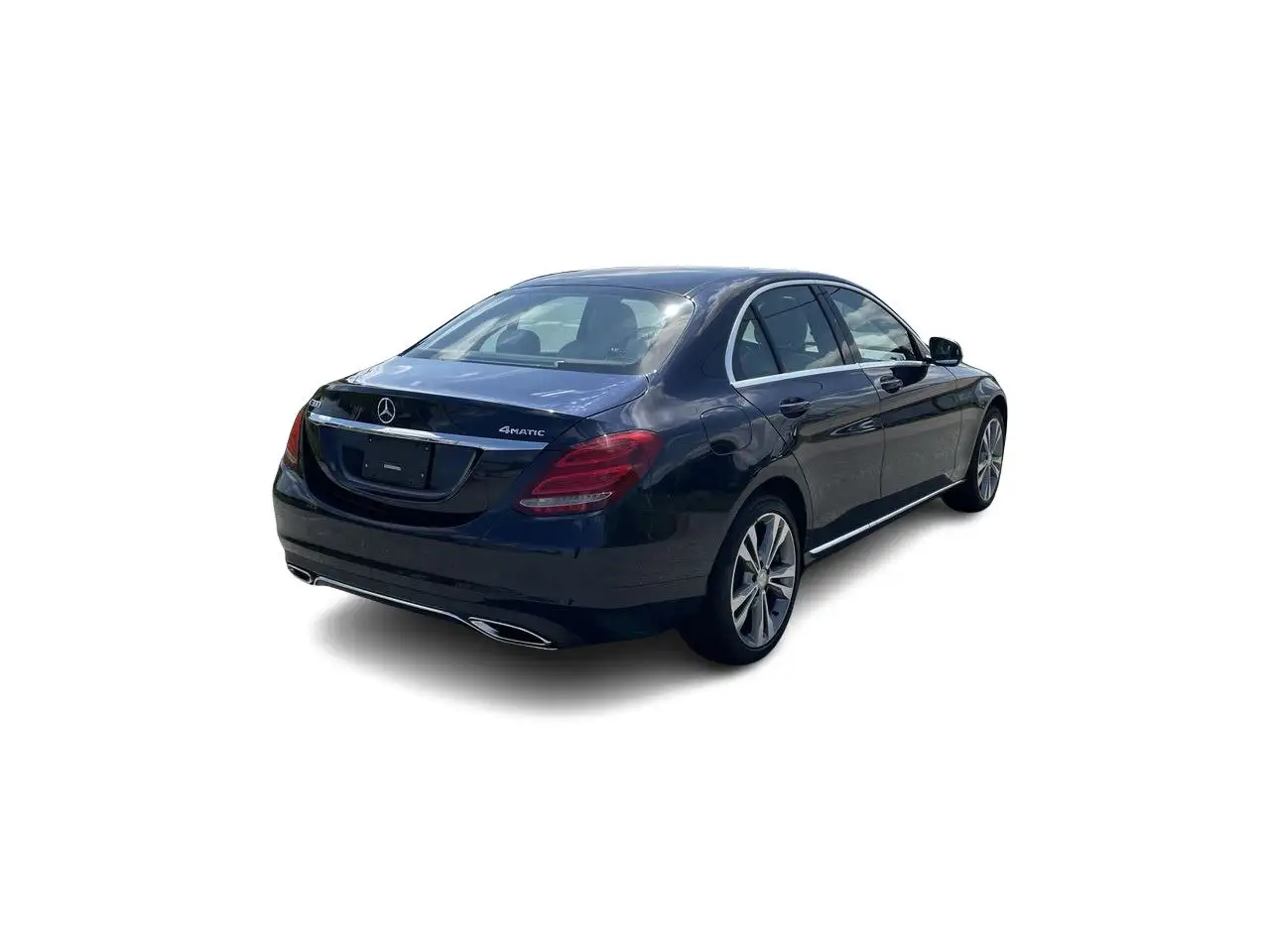 Mercedes-Benz C-Class снимка Mercedes-Benz C-Class