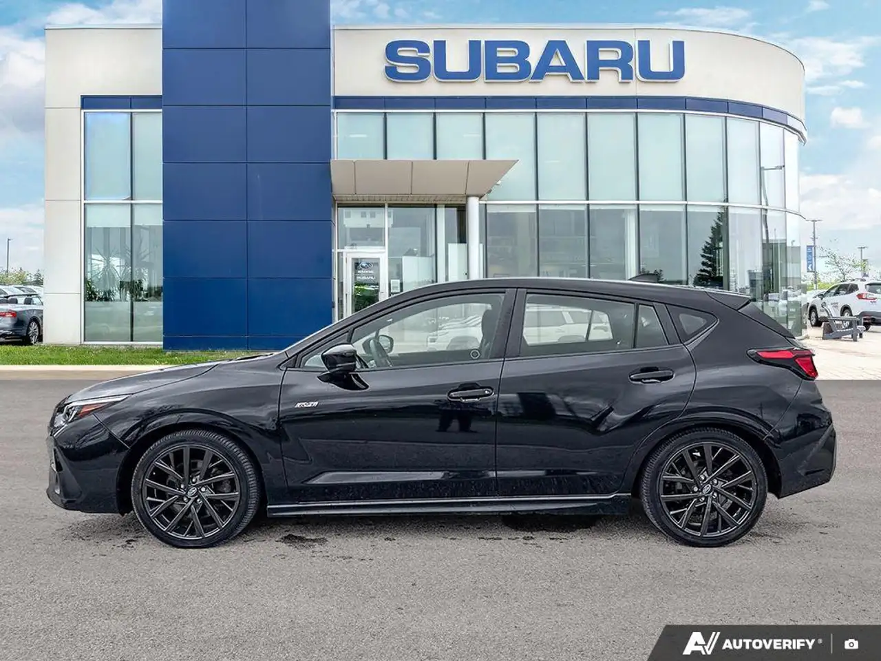 Subaru Impreza снимка Subaru Impreza