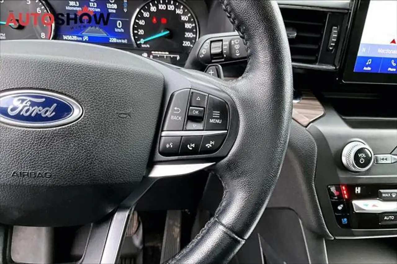 Ford Explorer photo Ford Explorer