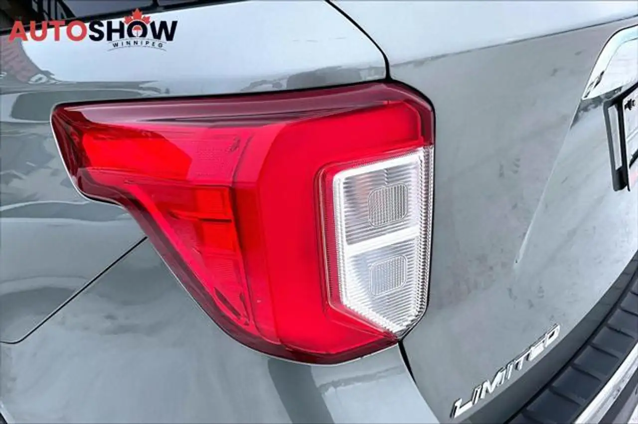 Ford Explorer photo Ford Explorer