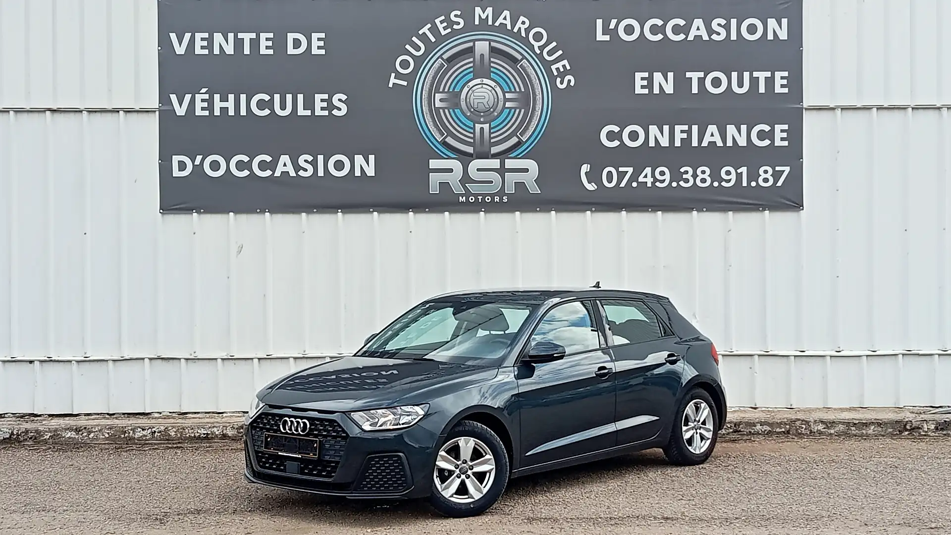 Audi A1 25 TFSI 95 ch BVM5 Grijs - 1