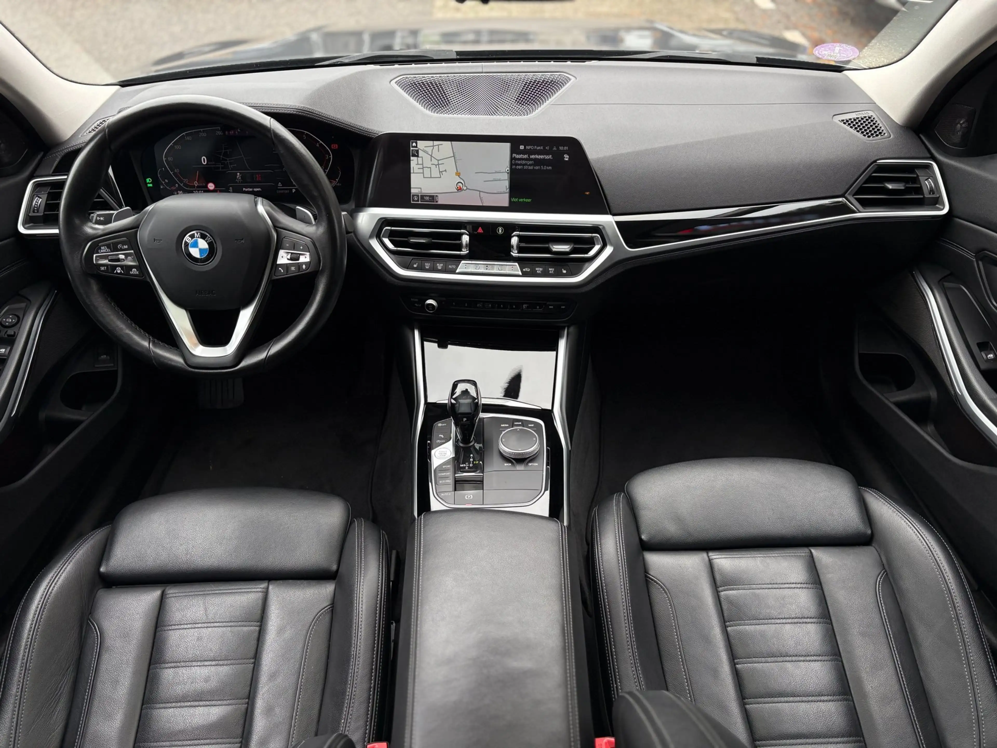 BMW 330 3-serie Touring 330i xDrive High Executive PANO-DA — photo 9
