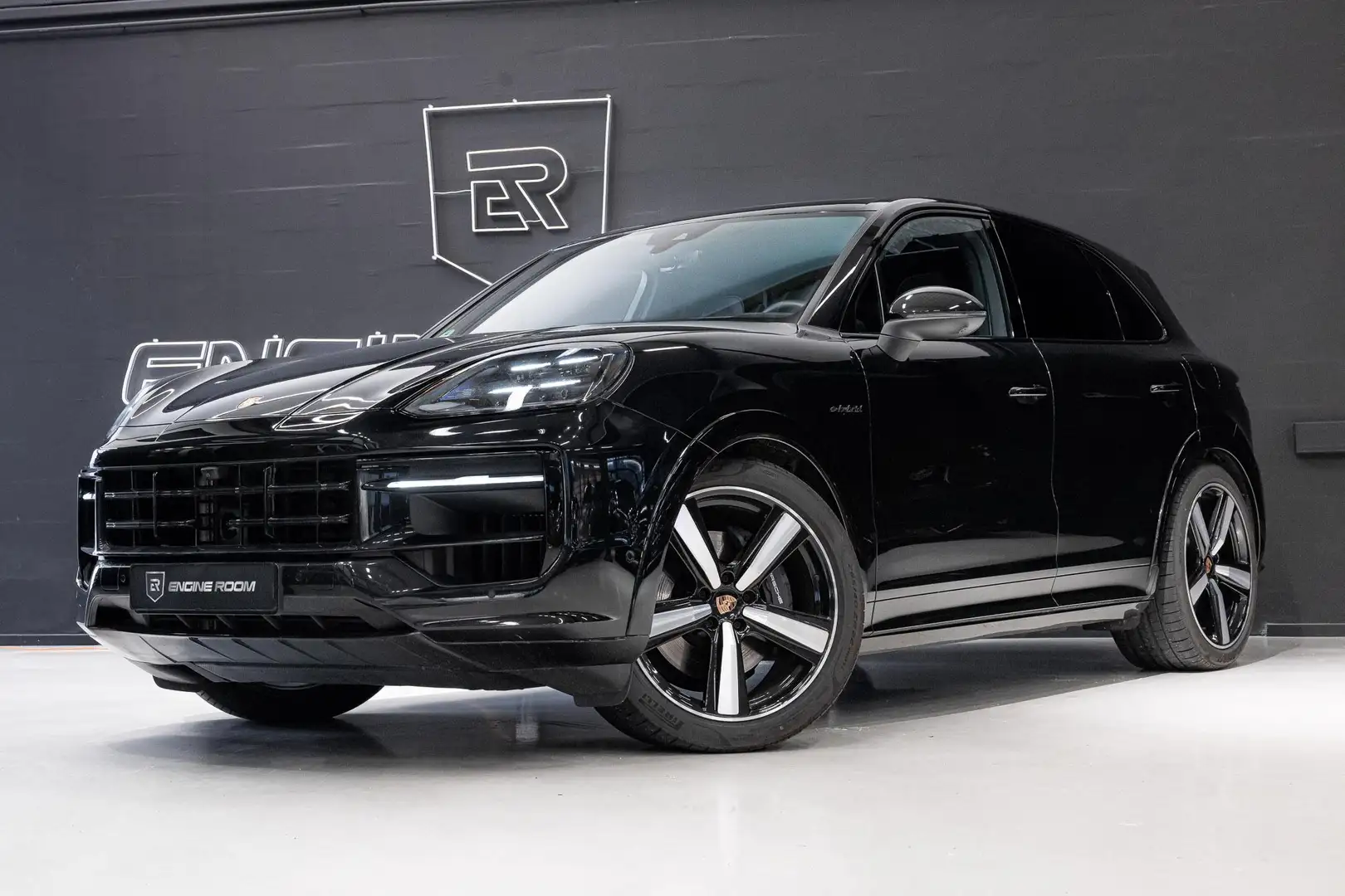 Porsche Cayenne 3.0 E-Hybrid Schwarz - 1