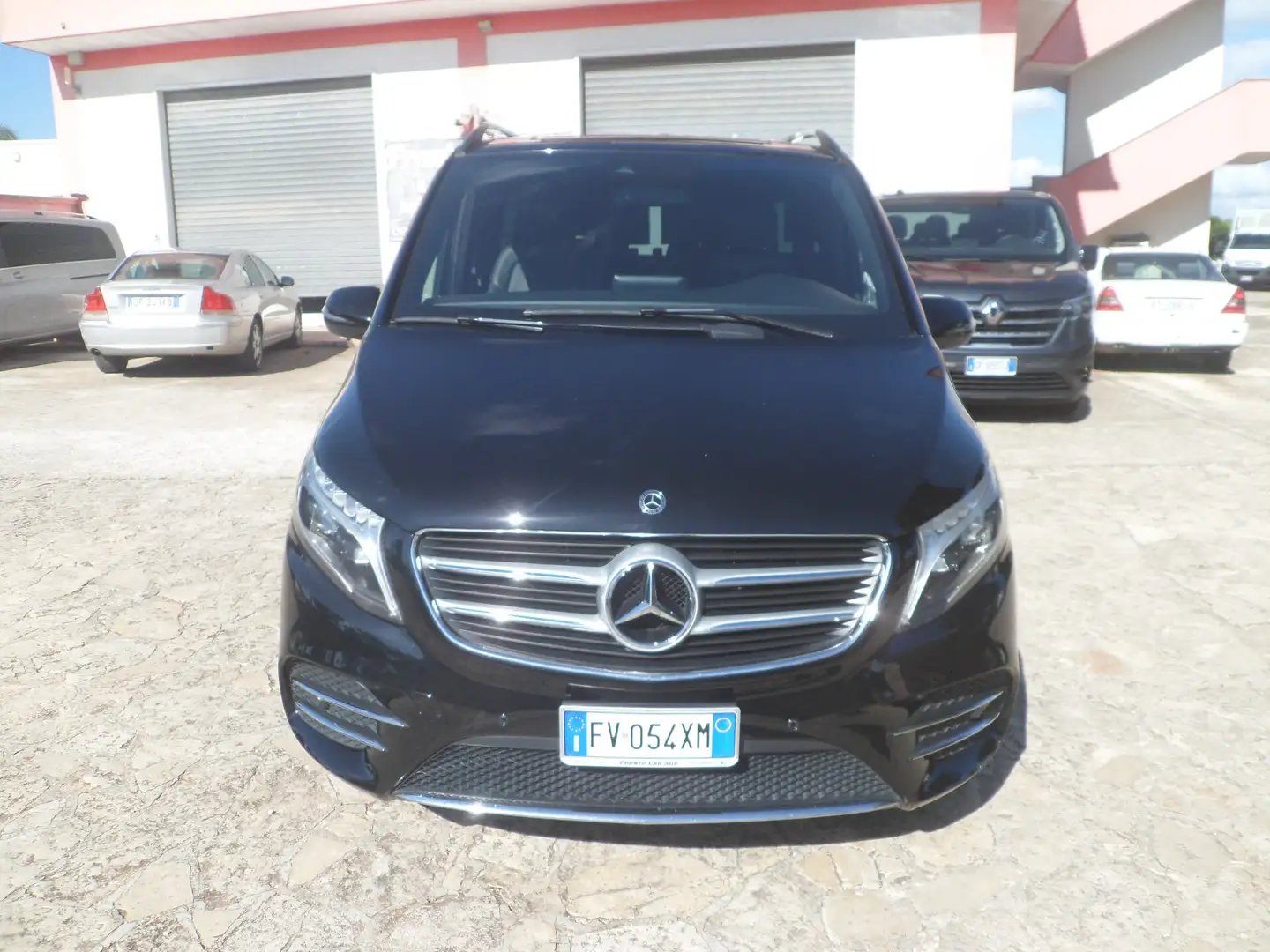 Mercedes-Benz V V 250 d Automatic Premium Extralong Schwarz - 2