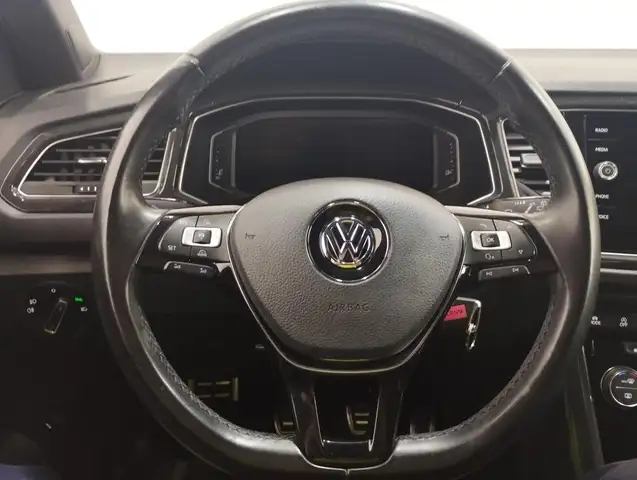 Volkswagen T-Roc view 15