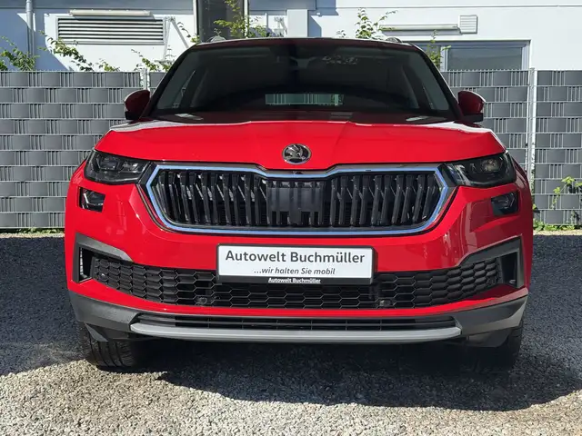 Skoda Kodiaq 2.0 TDI DSG,7 SITZER,4x4,AHK,DCC,PANO