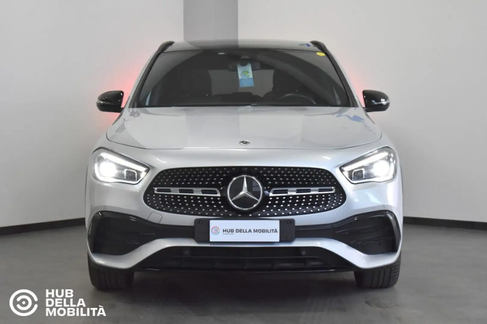 Mercedes-Benz GLA 220 d Automatic 4Matic Premium Luxury Argento - 1