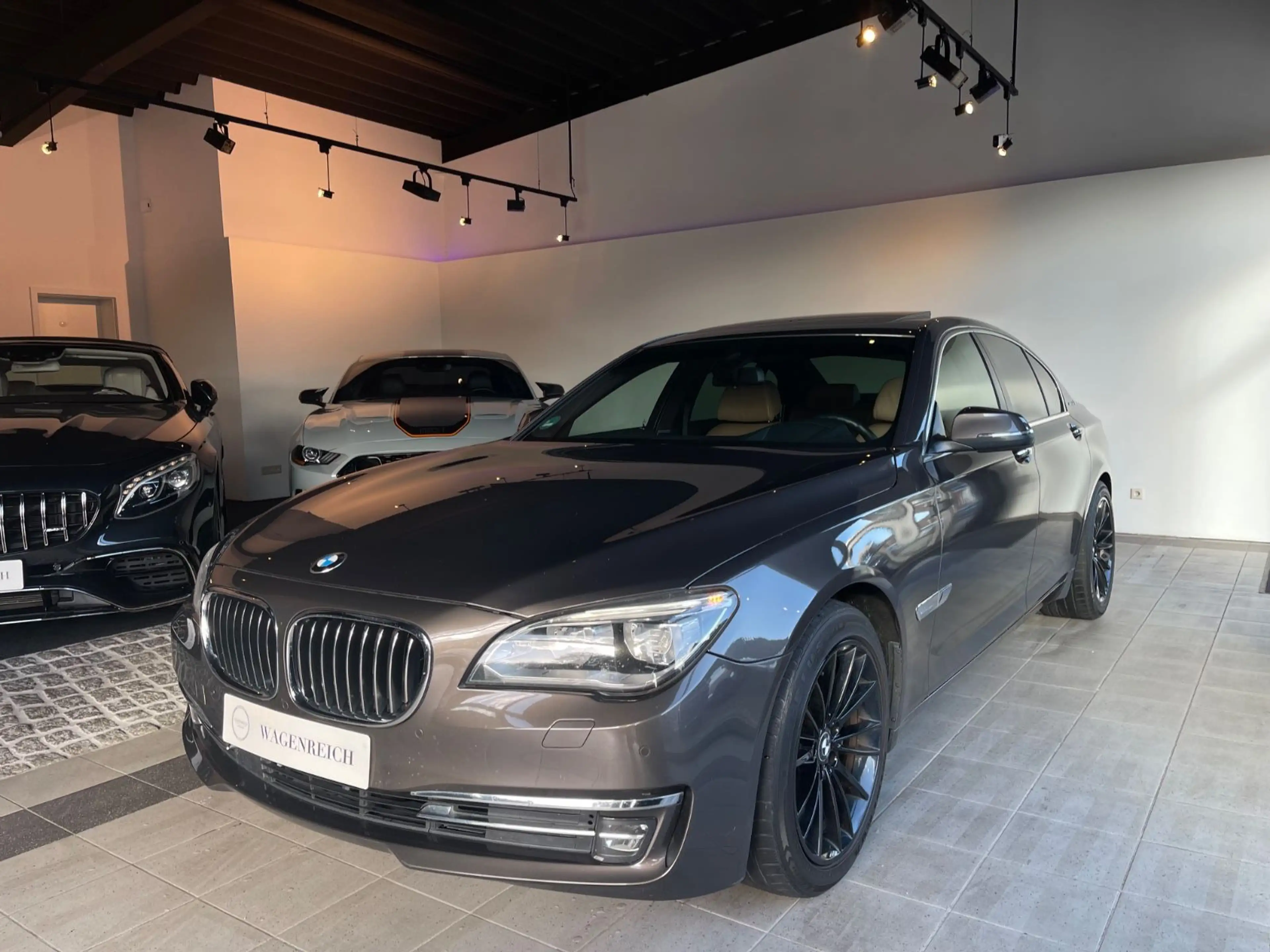 BMW Active Hybrid 7 BMW 750 Activehybrid — photo 4