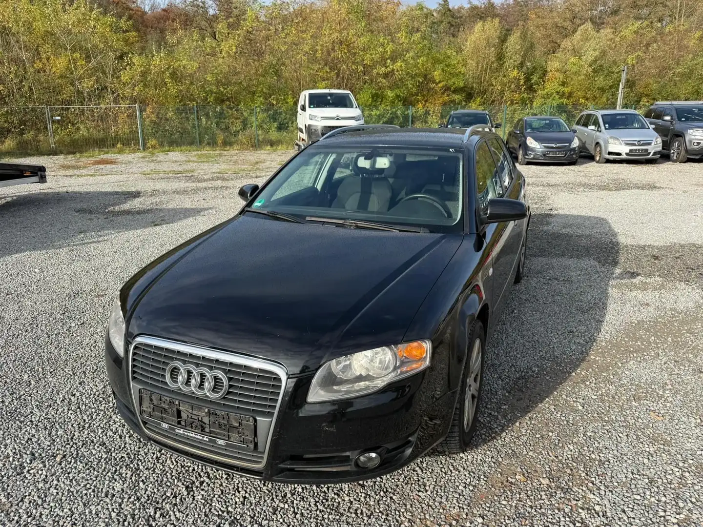 Audi A4 Avant 2.5 TDI Schwarz - 1