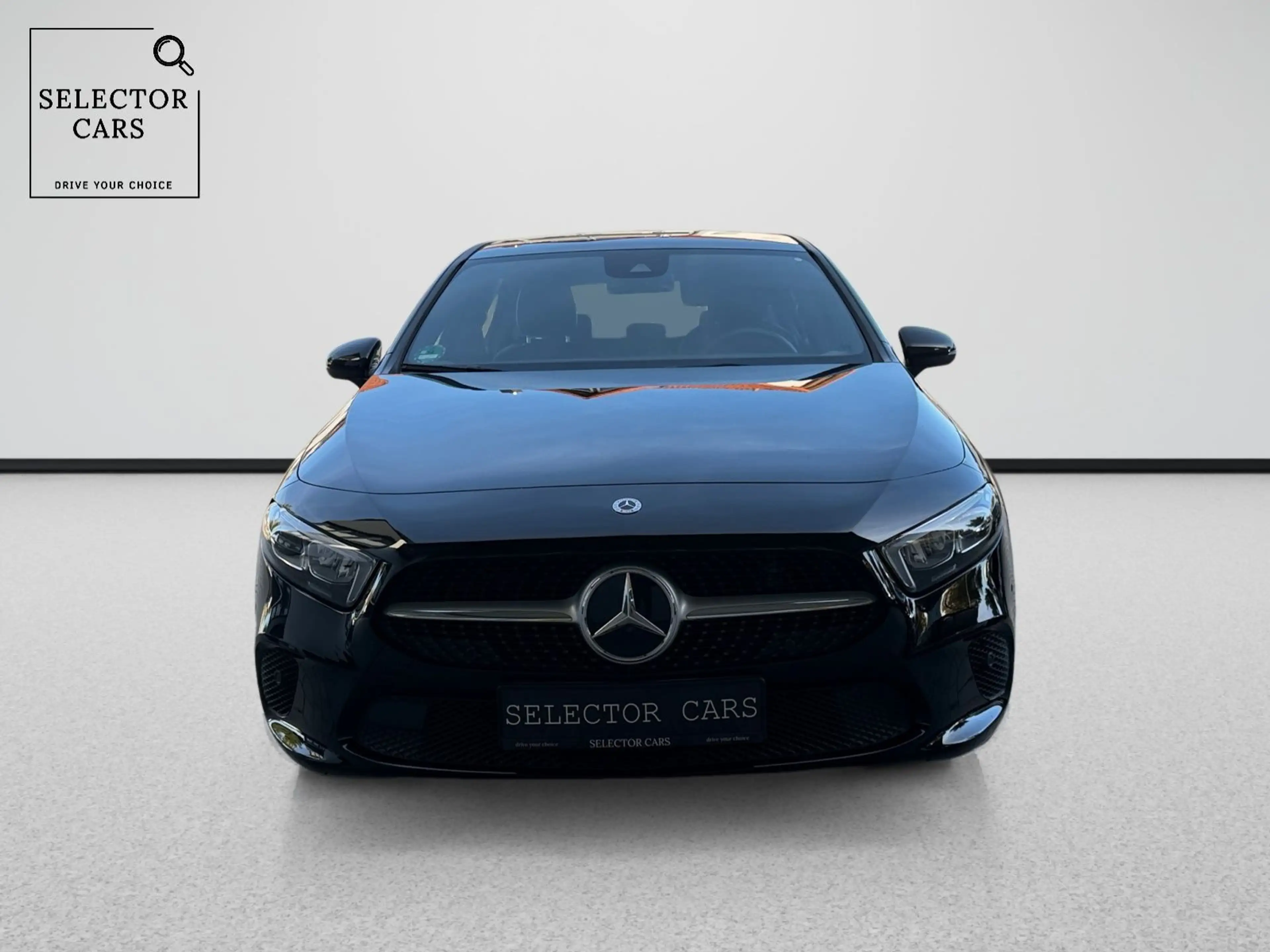 Mercedes-Benz A 180 Style DCT*LED*RFK*SHZ*AHK*CARPLAY*TOP — photo 2