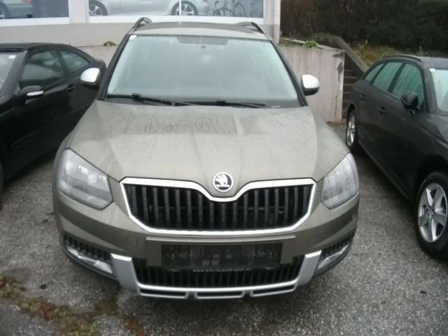 Skoda Yeti Active Outdoor 4x4 Grün - 2