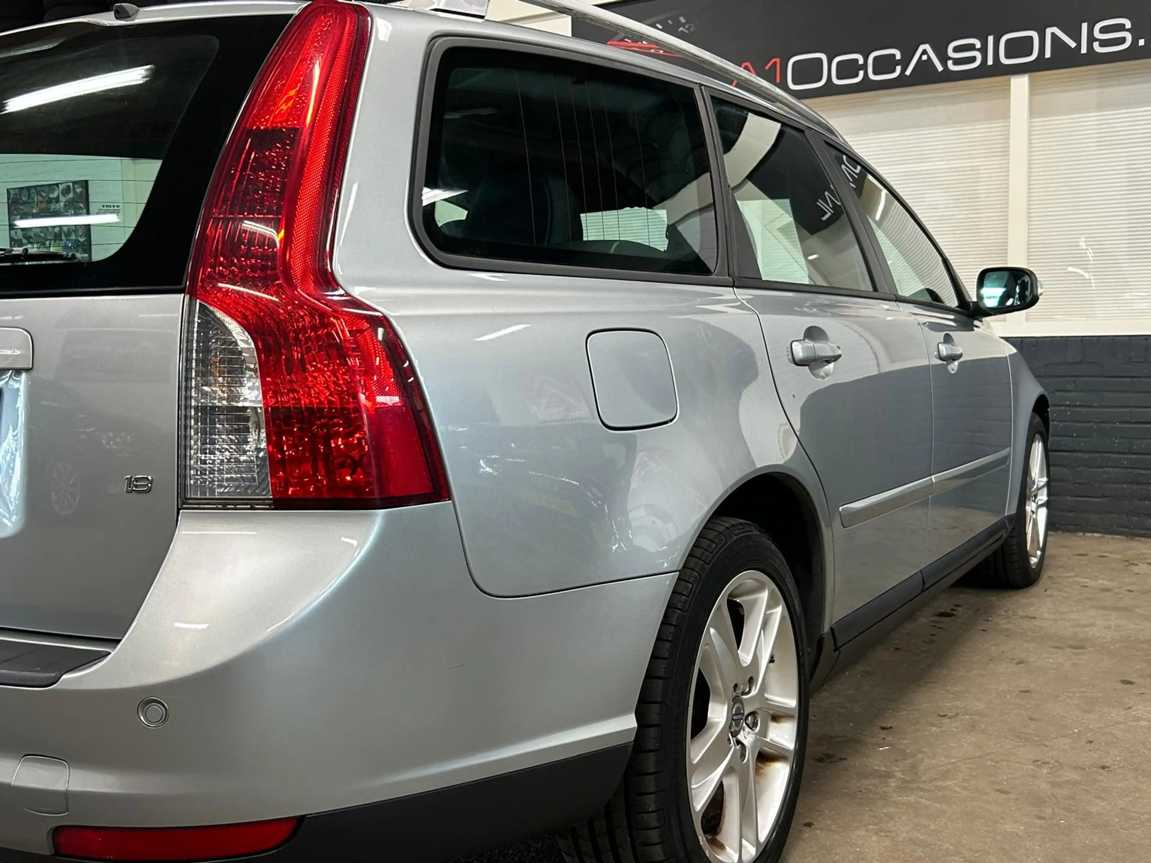 Volvo V50 1.8 Edition II + LEDER + STOELVERWARMING !! — photo 24