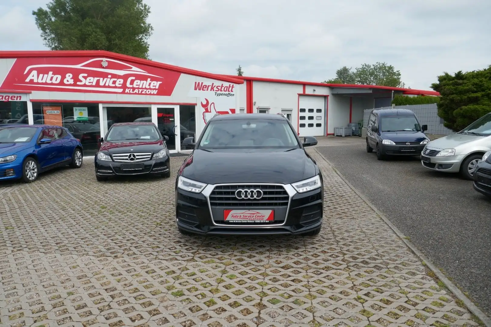 Audi Q3 2.0 TDI AHK SHZ KLIMA Schwarz - 2