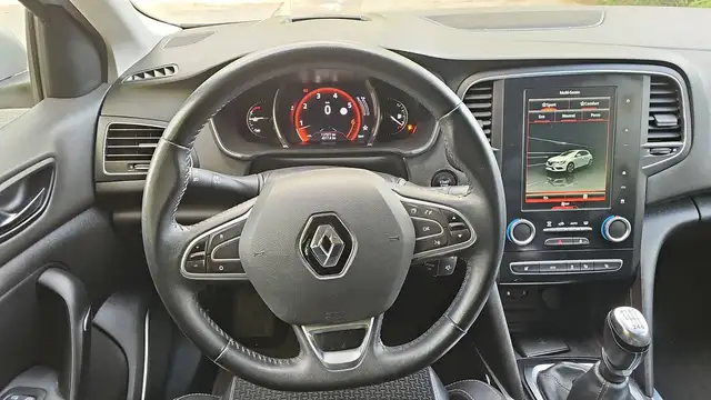 Renault Megane view 23