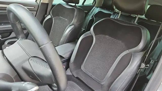 Renault Megane view 25